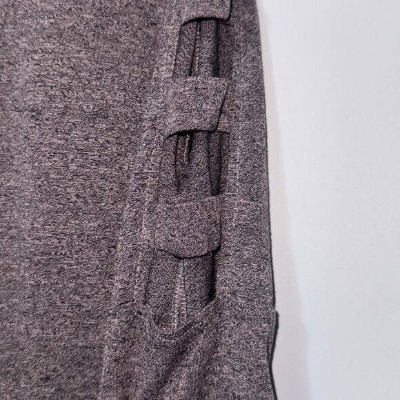 iZ Byer Cut-Out Sleeve Heather Gray Top women’s size medium - Picture 4 of 7